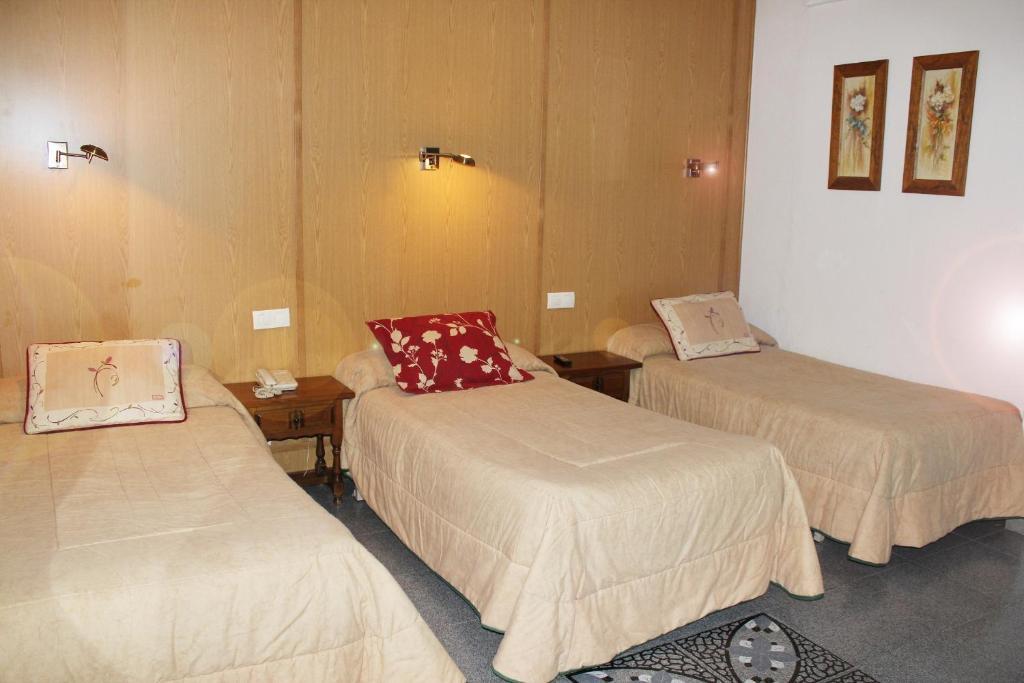 Hotel La Paz Убеда Номер фото