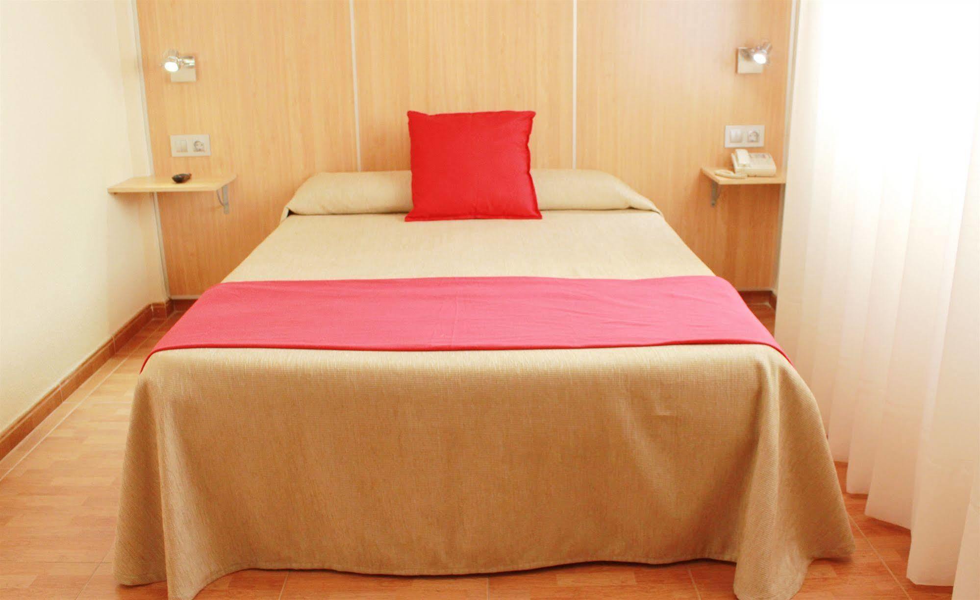 Hotel La Paz Убеда Екстер'єр фото